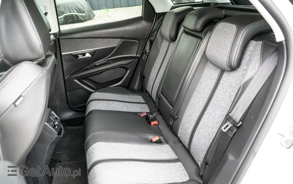 PEUGEOT 3008 BlueHDi 120 Stop & Start EAT6 Allure
