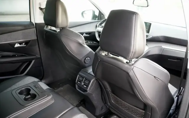 PEUGEOT 3008 BlueHDi 120 Stop & Start EAT6 Allure