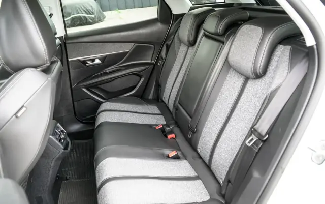 PEUGEOT 3008 BlueHDi 120 Stop & Start EAT6 Allure