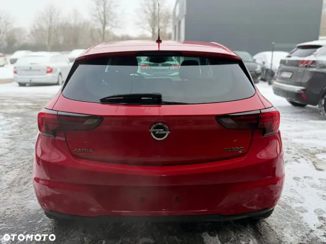 OPEL Astra 1.4 Turbo Edition