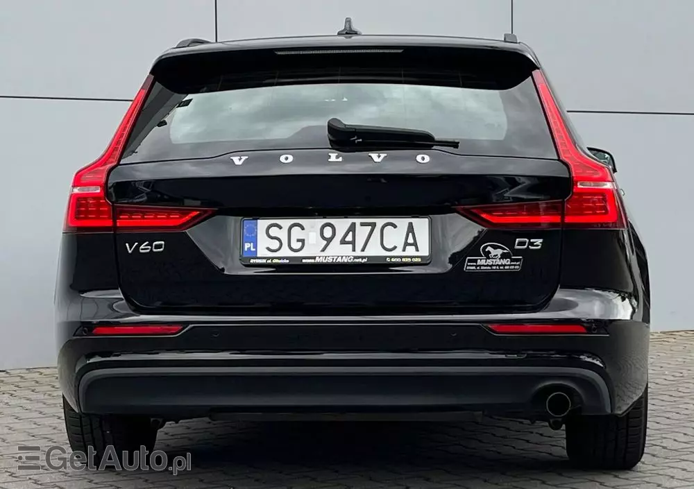 VOLVO V60 D3 Momentum