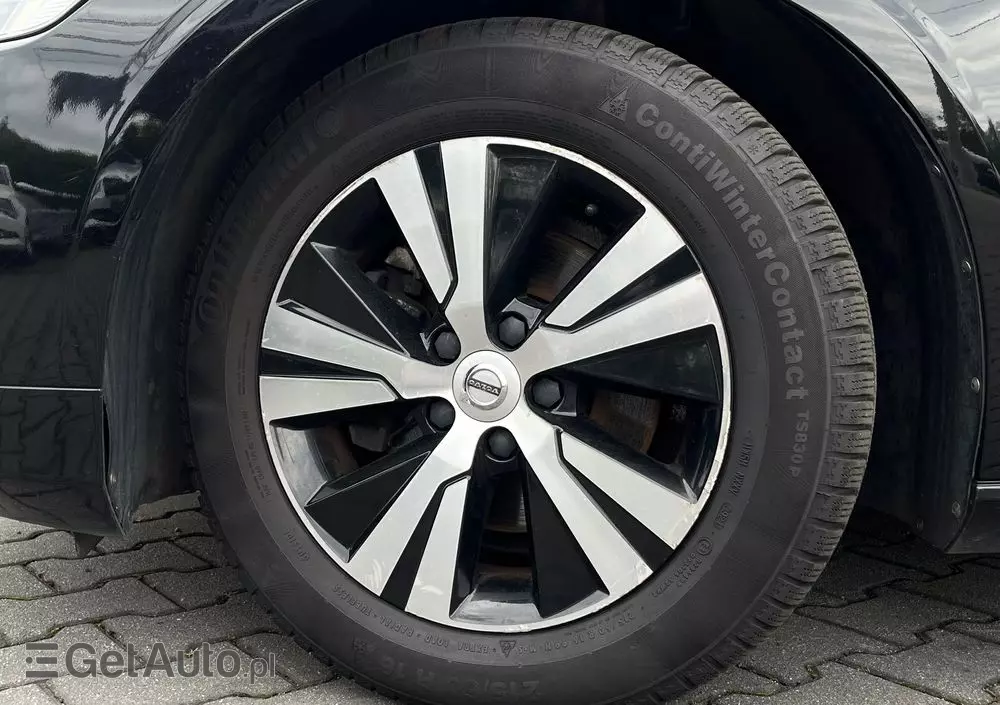 VOLVO V60 D3 Momentum