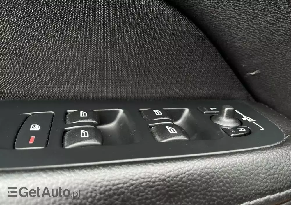 VOLVO V60 D3 Momentum