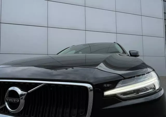 VOLVO V60 D3 Momentum