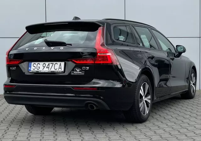 VOLVO V60 D3 Momentum