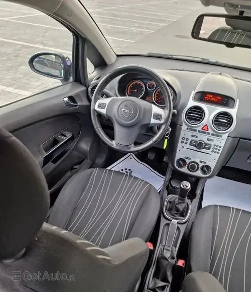 OPEL Corsa 