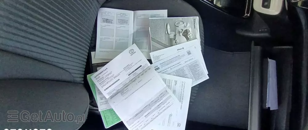 TOYOTA Prius 1.8 Hybrid Prestige