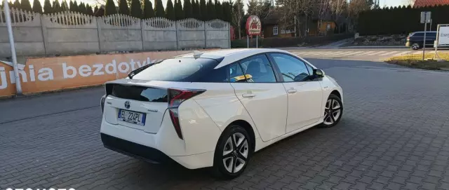 TOYOTA Prius 1.8 Hybrid Prestige