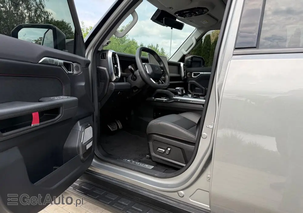 JETOUR T2 