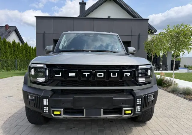 JETOUR T2 