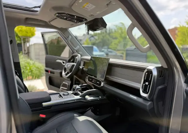 JETOUR T2 