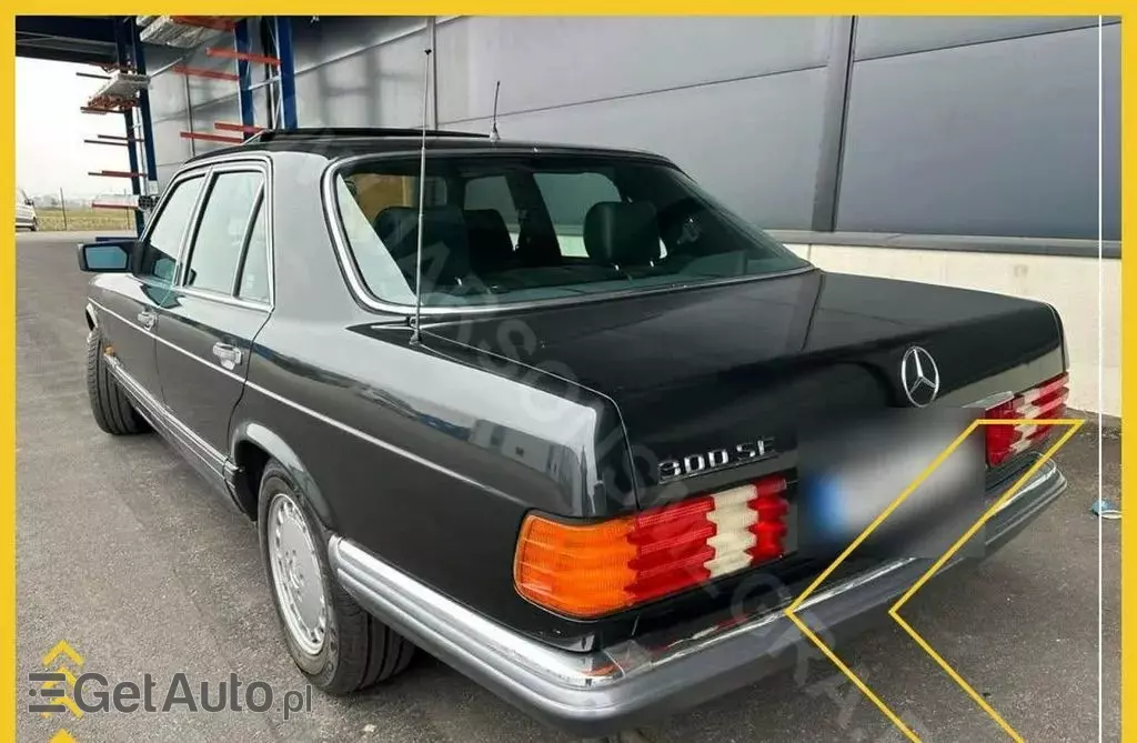 MERCEDES-BENZ W 126 