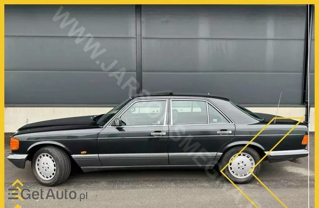 MERCEDES-BENZ W 126 