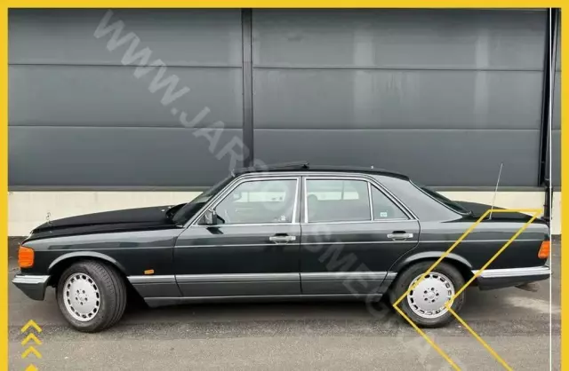 MERCEDES-BENZ W 126 