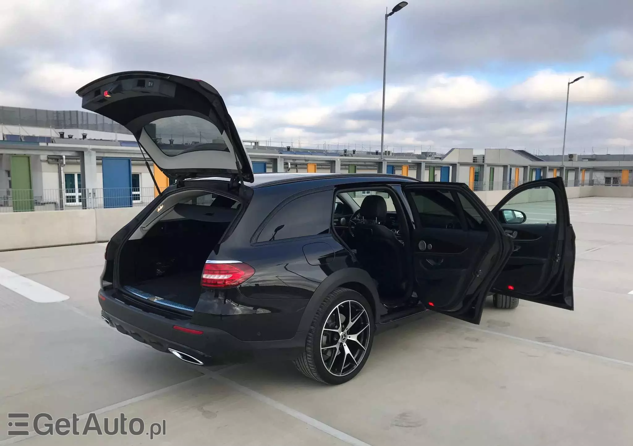 MERCEDES-BENZ Klasa E 400 d 4-Matic All-Terrain Avantgarde