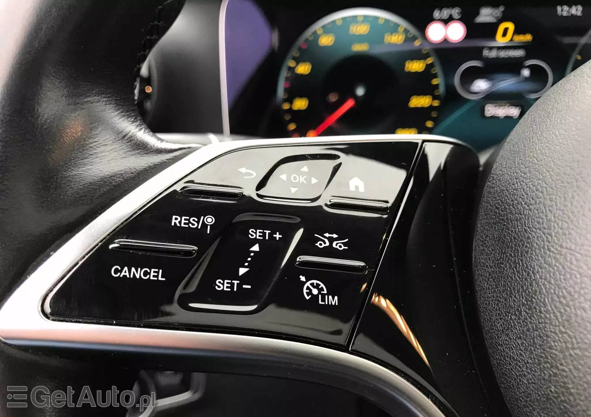 MERCEDES-BENZ Klasa E 400 d 4-Matic All-Terrain Avantgarde