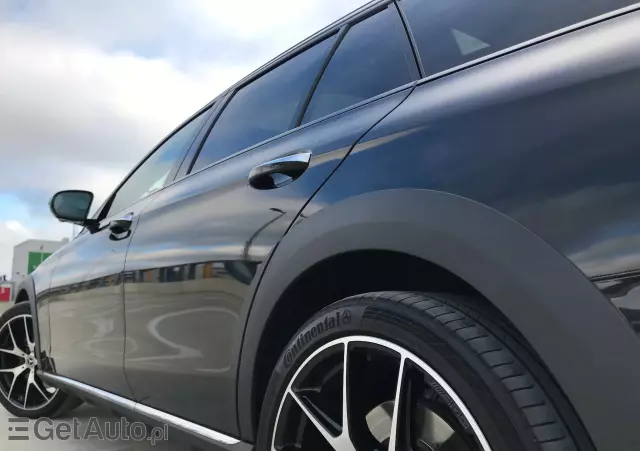 MERCEDES-BENZ Klasa E 400 d 4-Matic All-Terrain Avantgarde