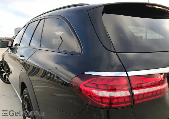 MERCEDES-BENZ Klasa E 400 d 4-Matic All-Terrain Avantgarde