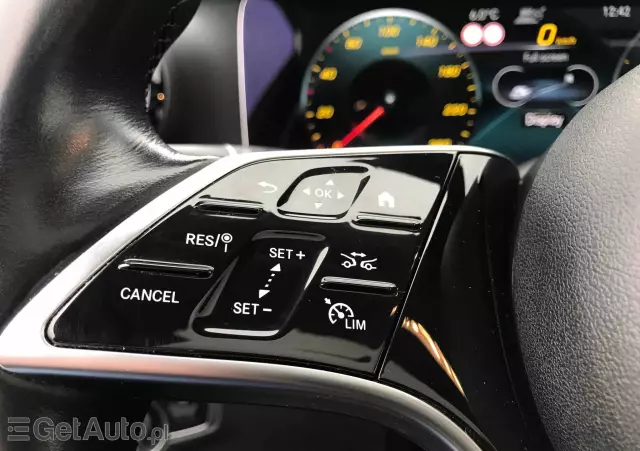 MERCEDES-BENZ Klasa E 400 d 4-Matic All-Terrain Avantgarde