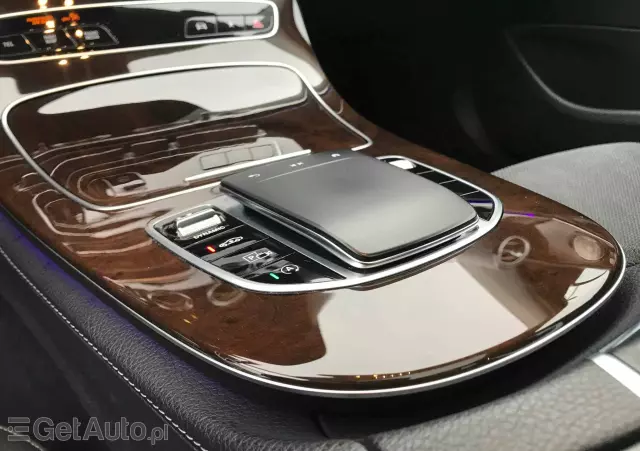 MERCEDES-BENZ Klasa E 400 d 4-Matic All-Terrain Avantgarde