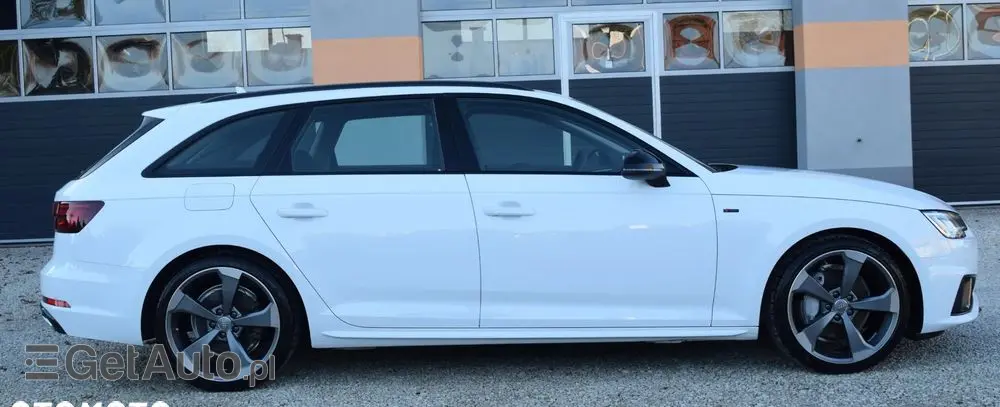 AUDI A4 Avant 2.0 TDI Quattro Sport S tronic