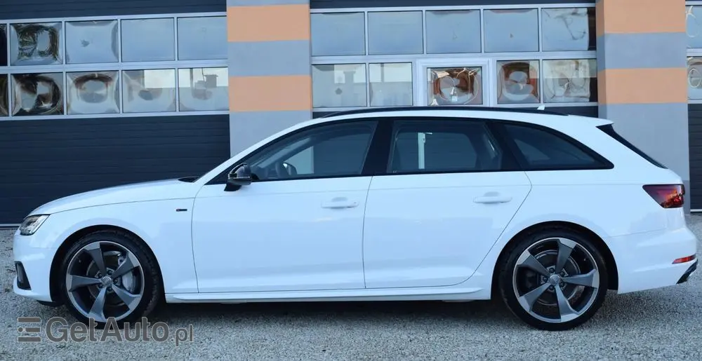 AUDI A4 Avant 2.0 TDI Quattro Sport S tronic