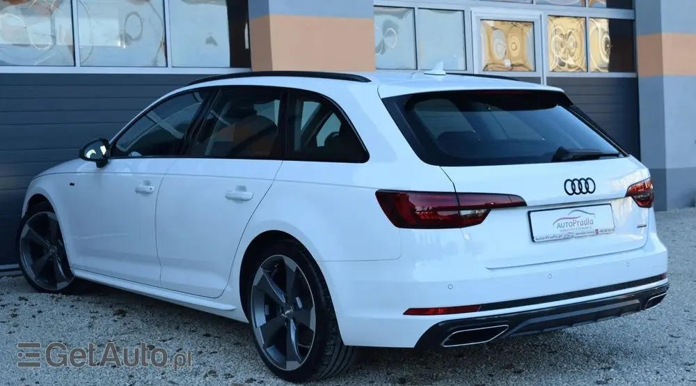 AUDI A4 Avant 2.0 TDI Quattro Sport S tronic