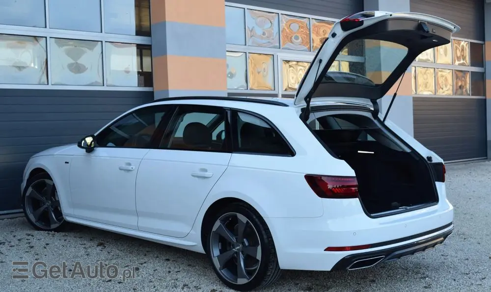 AUDI A4 Avant 2.0 TDI Quattro Sport S tronic