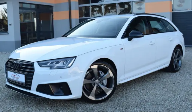 AUDI A4 Avant 2.0 TDI Quattro Sport S tronic