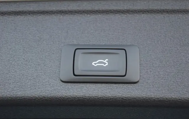 AUDI A4 Avant 2.0 TDI Quattro Sport S tronic