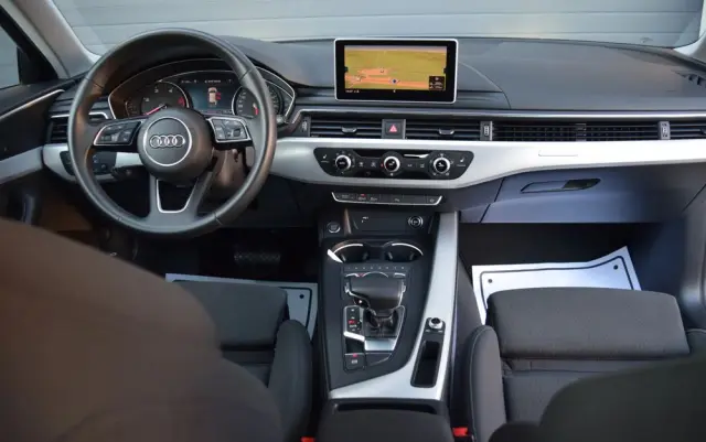 AUDI A4 Avant 2.0 TDI Quattro Sport S tronic