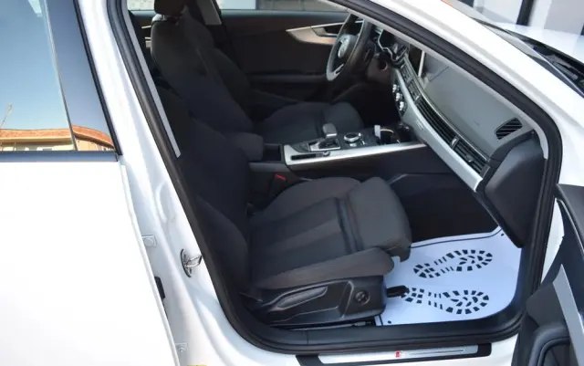 AUDI A4 Avant 2.0 TDI Quattro Sport S tronic