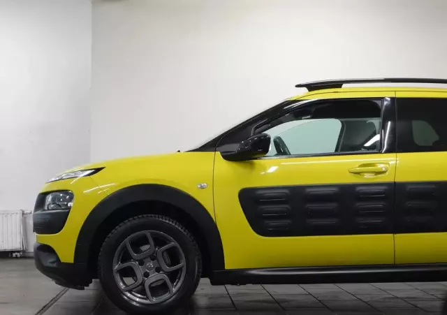 CITROËN C4 Cactus 1.2 PureTech Shine EU6