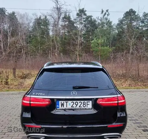 MERCEDES-BENZ Klasa E 