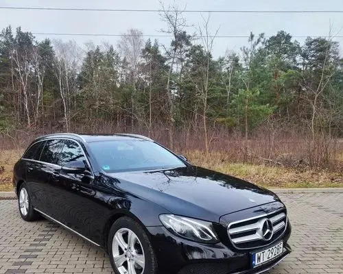 MERCEDES-BENZ Klasa E 