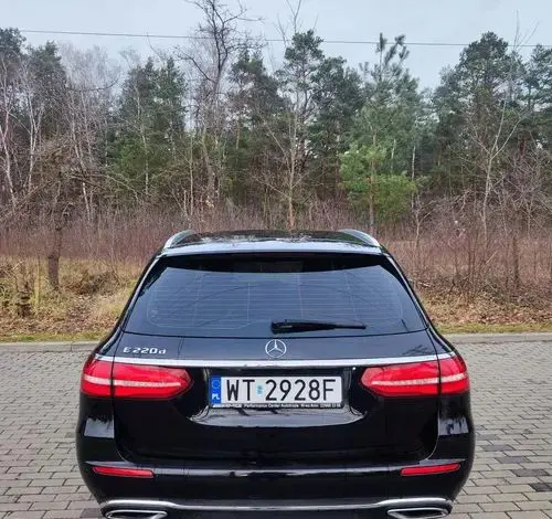 MERCEDES-BENZ Klasa E 