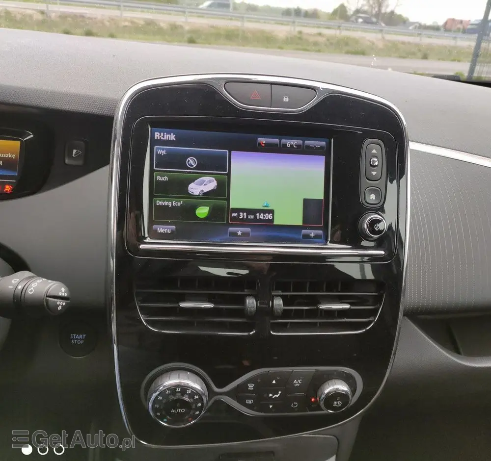 RENAULT Zoe 