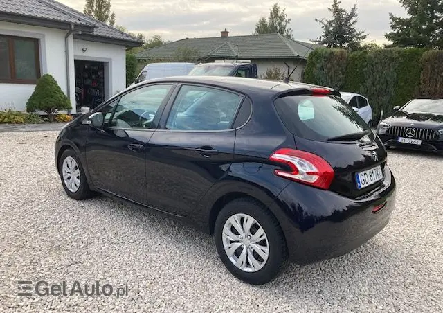 PEUGEOT 208 1.2 PureTech Active