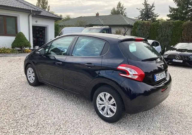 PEUGEOT 208 1.2 PureTech Active