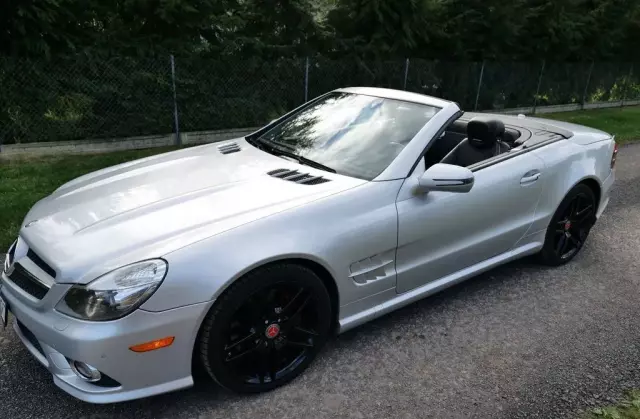 MERCEDES-BENZ SL 