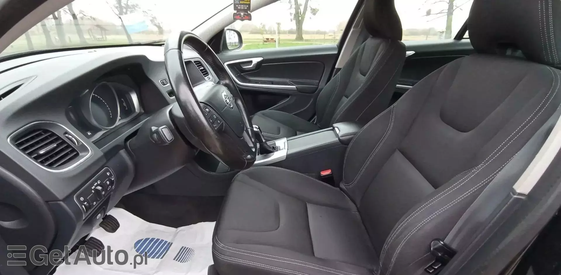 VOLVO S60 2.0 D2 (120 KM)