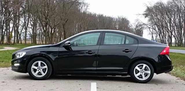 VOLVO S60 2.0 D2 (120 KM)