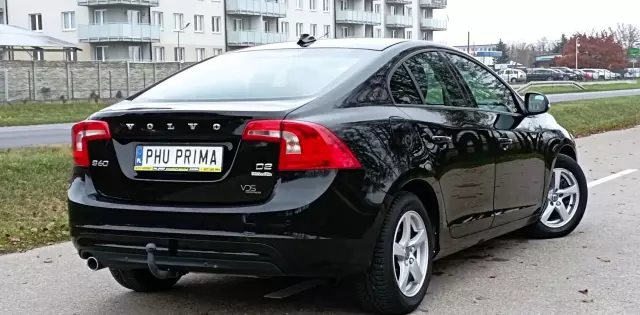 VOLVO S60 2.0 D2 (120 KM)