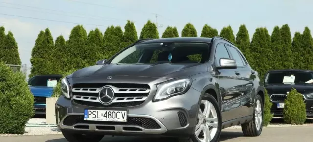 MERCEDES-BENZ Gla 