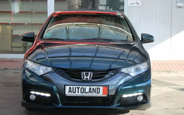 HONDA Civic 1.8i-VTEC i-SHIFT Executive