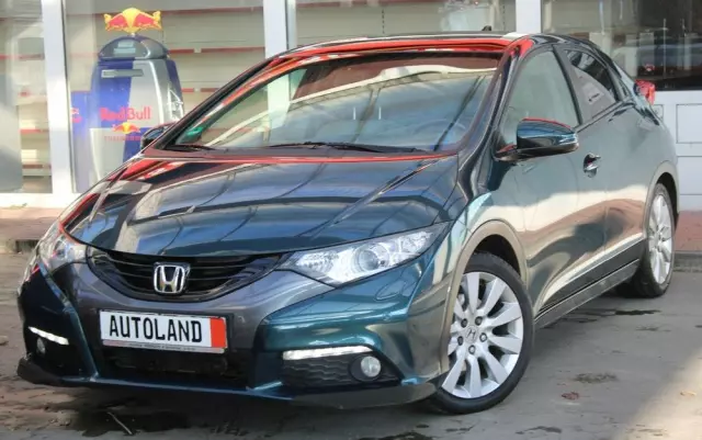 HONDA Civic 1.8i-VTEC i-SHIFT Executive