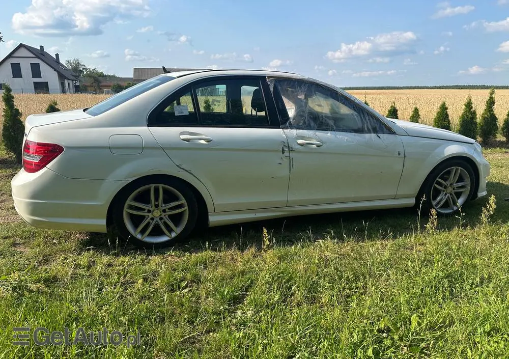 MERCEDES-BENZ Klasa C 200 CDI DPF (BlueEFFICIENCY)