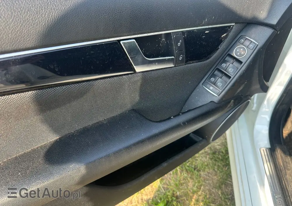 MERCEDES-BENZ Klasa C 200 CDI DPF (BlueEFFICIENCY)