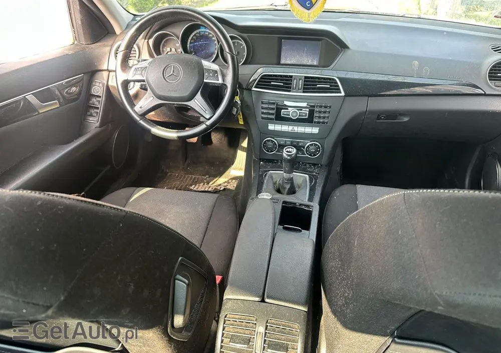 MERCEDES-BENZ Klasa C 200 CDI DPF (BlueEFFICIENCY)