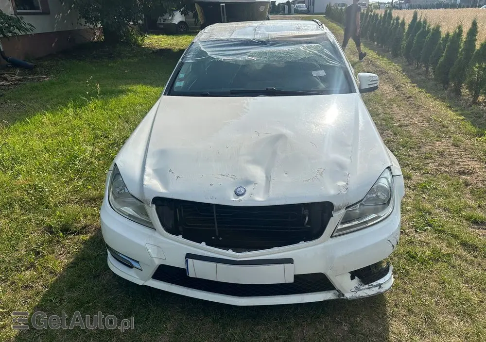 MERCEDES-BENZ Klasa C 200 CDI DPF (BlueEFFICIENCY)